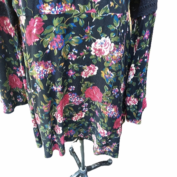 2/$40 California Moonrise boho tunic floral dress - Picture 5 of 14